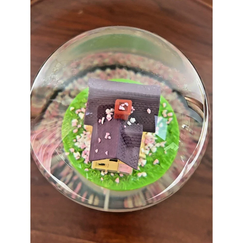 Disney Pixar Up Carl & Ellie Mailbox House Musical Snow Globe Love Story